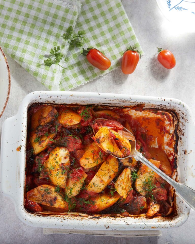 Roasted Potatoes with Wild Fennel (Maratha)